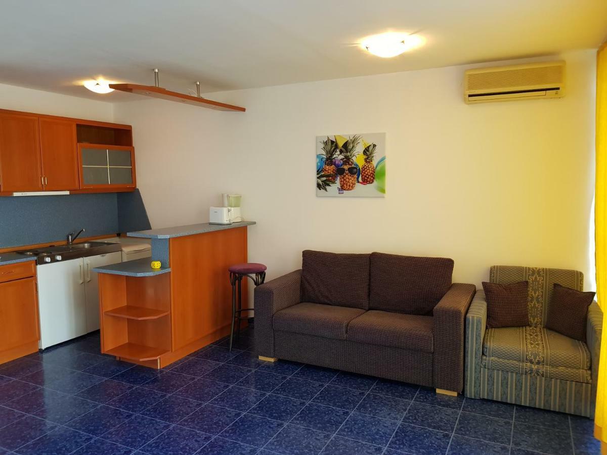 Riviera Complex 6 Hotel Sveti Vlas Luaran gambar